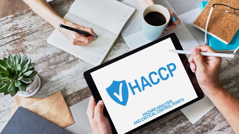 HACCP Schriftzug auf Tablet
